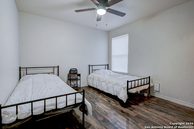 Image 26 of 28 For 10618 Manor Creek