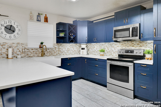 Image 9 of 28 For 10618 Manor Creek