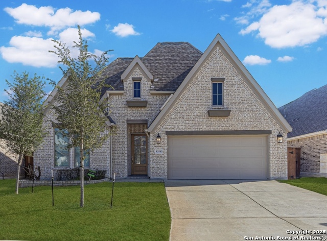 Listing photo id 1 for 9328 Trestle Creek