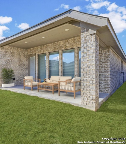 Listing photo id 31 for 9328 Trestle Creek