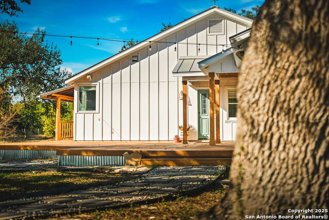 Listing photo id 0 for 10700 Fm 32  