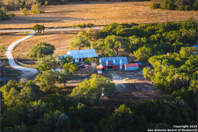 Listing photo id 26 for 10700 Fm 32  