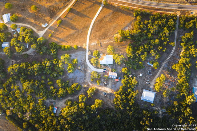 Listing photo id 32 for 10700 Fm 32  