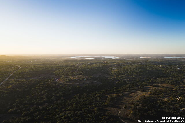 Listing photo id 34 for 10700 Fm 32  