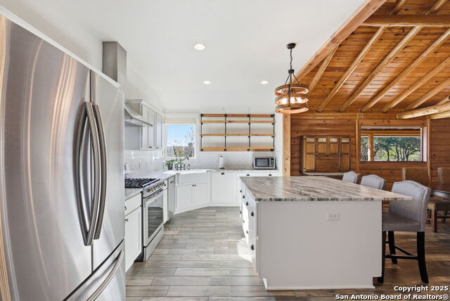 Listing photo id 6 for 10700 Fm 32  