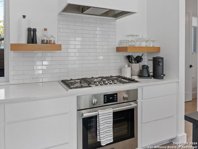 Listing photo id 8 for 512 Sacramento Dr, Unit A  A