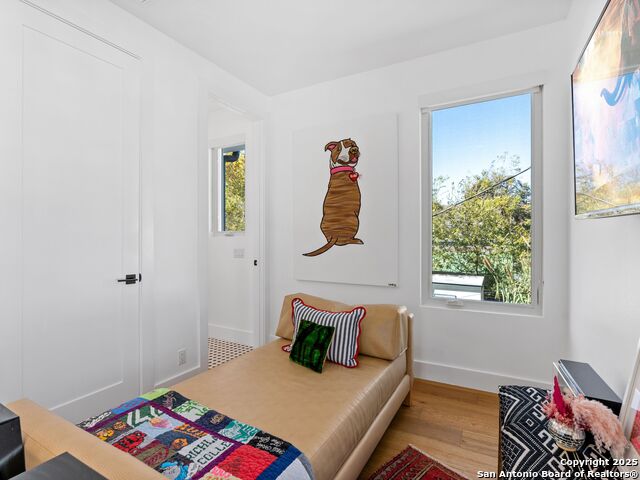 Listing photo id 20 for 512 Sacramento Dr, Unit A  A