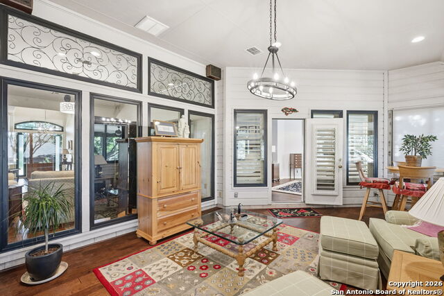 Image 26 of 49 For 8240 Pimlico Ln