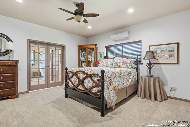 Image 27 of 49 For 8240 Pimlico Ln