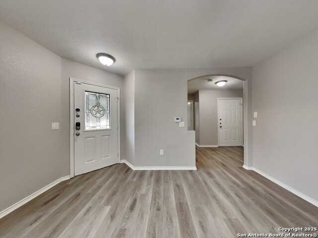 Image 2 of 16 For 6647 Hartnet