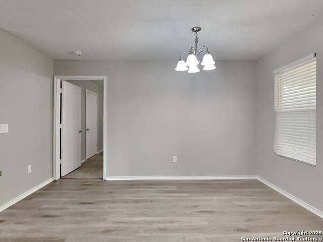 Image 5 of 16 For 6647 Hartnet