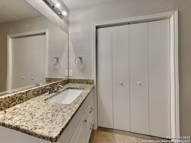 Image 9 of 16 For 6647 Hartnet