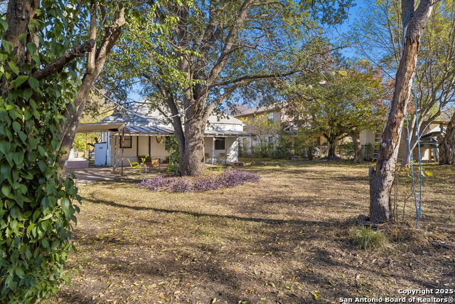 Image 19 of 19 For 218 Coleman  