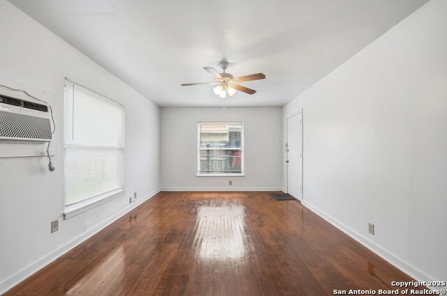 Listing photo id 4 for 107 Northgate