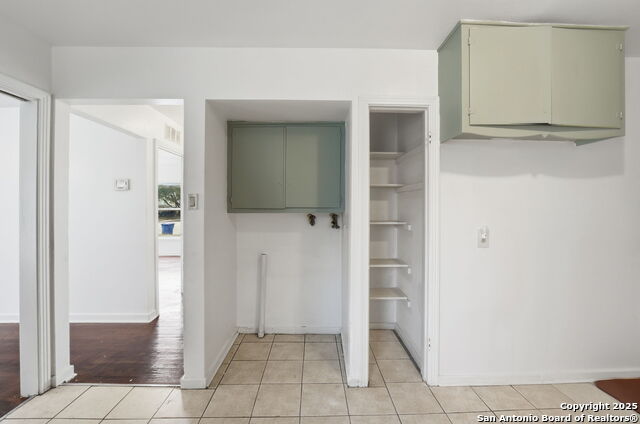 Listing photo id 6 for 107 Northgate