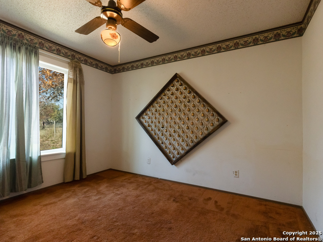 Image 13 of 26 For 324 Oak Ln  