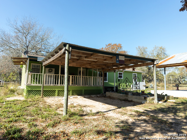 Image 16 of 26 For 324 Oak Ln  