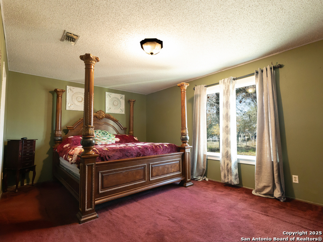 Image 9 of 26 For 324 Oak Ln  