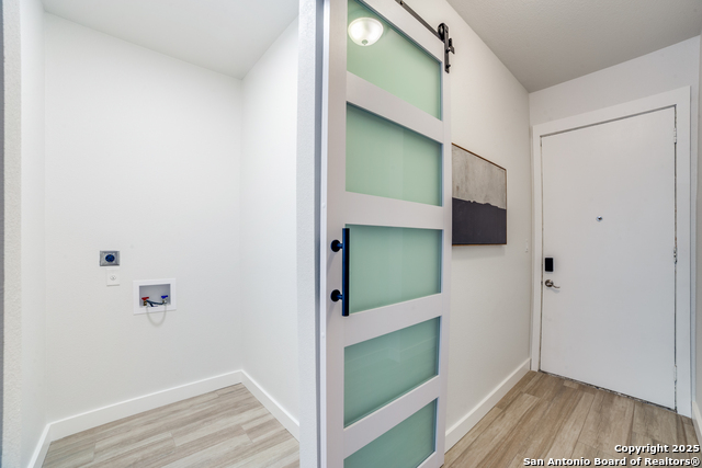 Image 13 of 24 For 7711 Broadway  11b