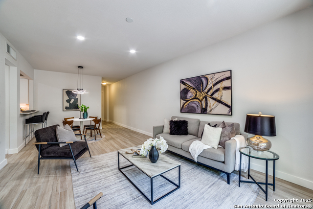 Image 3 of 24 For 7711 Broadway  11b