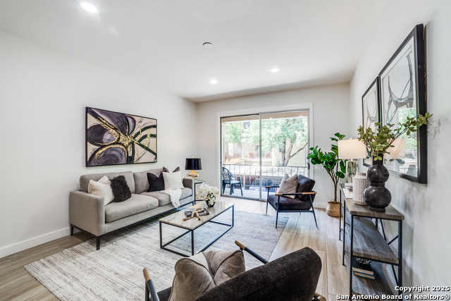 Image 4 of 24 For 7711 Broadway  11b