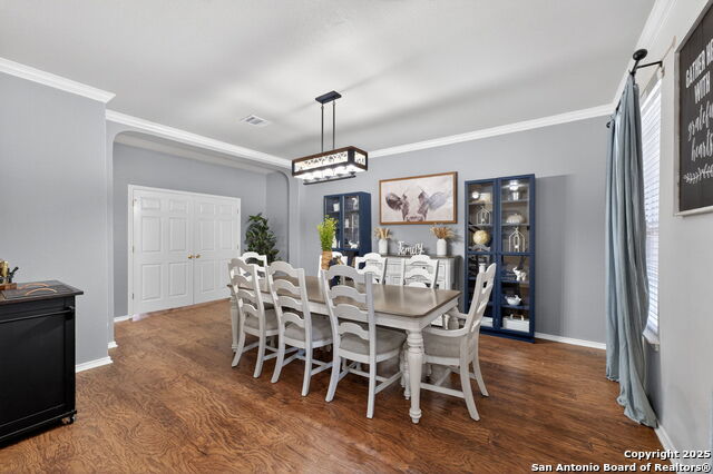 Listing photo id 15 for 17239 Tarkio Way