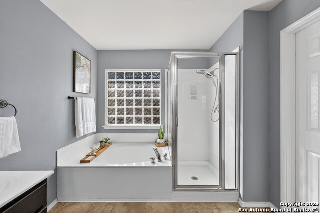 Listing photo id 26 for 17239 Tarkio Way