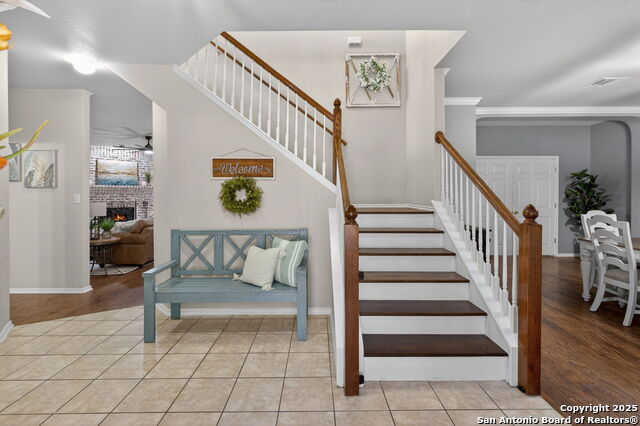 Listing photo id 1 for 17239 Tarkio Way