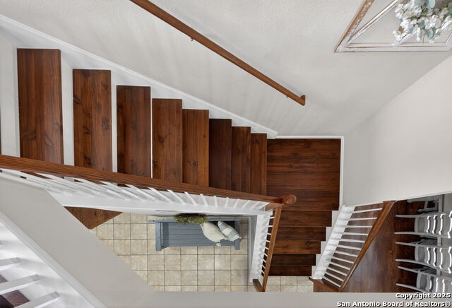 Listing photo id 28 for 17239 Tarkio Way