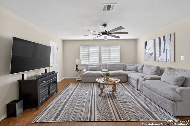 Listing photo id 29 for 17239 Tarkio Way