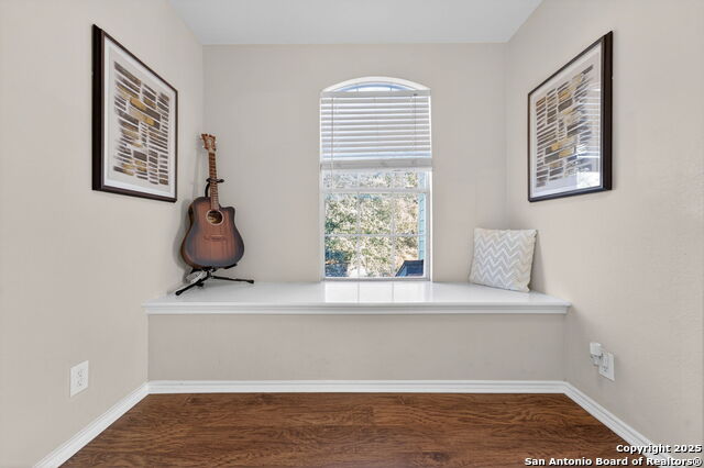 Listing photo id 31 for 17239 Tarkio Way