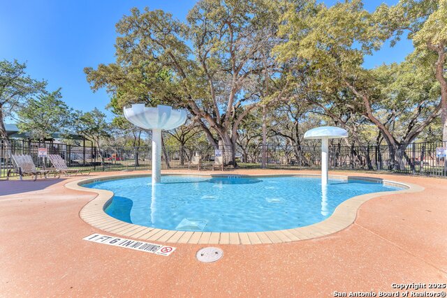 Listing photo id 45 for 17239 Tarkio Way