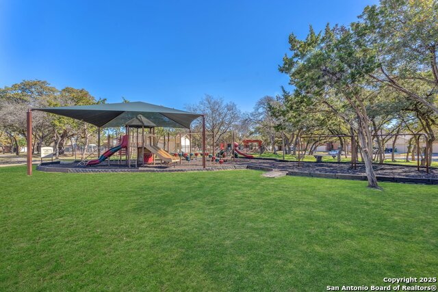 Listing photo id 47 for 17239 Tarkio Way