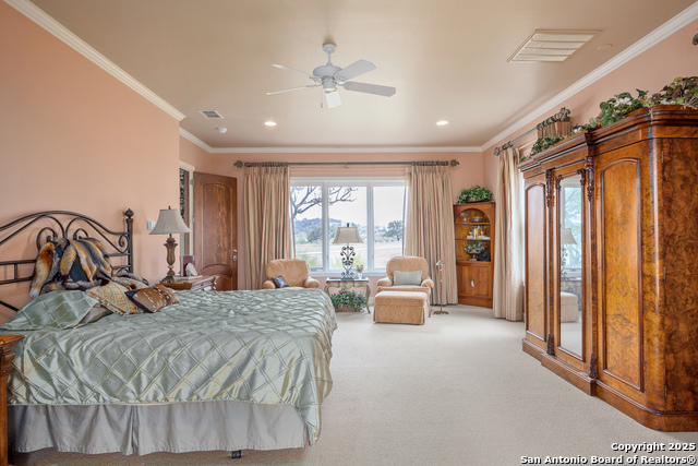 Listing photo id 21 for 945 Elm Pass