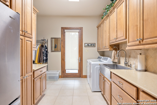 Listing photo id 29 for 945 Elm Pass