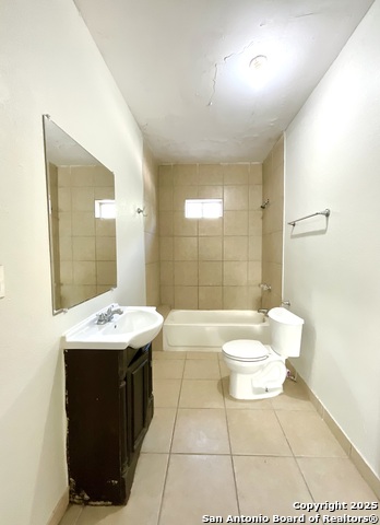 Image 19 of 23 For 1409 Woodlawn Avenue W 5