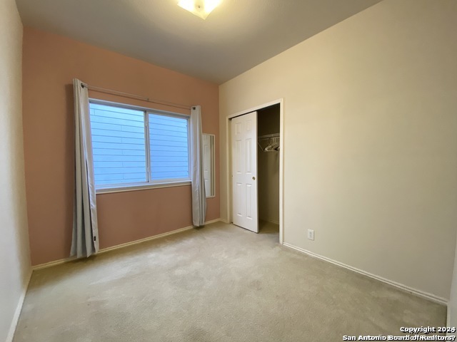 Image 10 of 15 For 7707 Crown Gate Dr