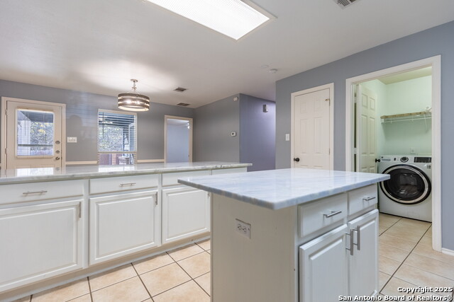 Image 11 of 32 For 4011 Arbor  