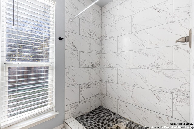 Image 26 of 32 For 4011 Arbor  