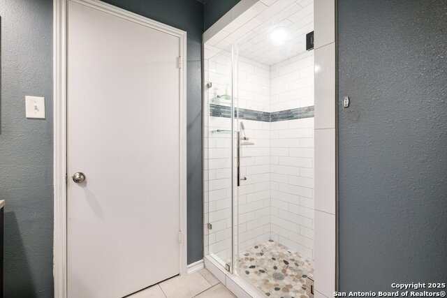 Image 20 of 24 For 2607 Lone Summit