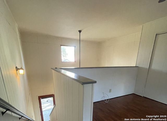 Image 14 of 17 For 206 Madison  B