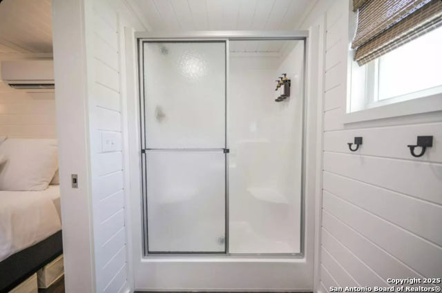 Image 14 of 28 For 5386 Ranch Road 1376 #97