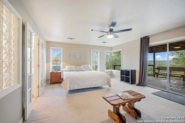 Listing photo id 20 for 1258 River Bluff