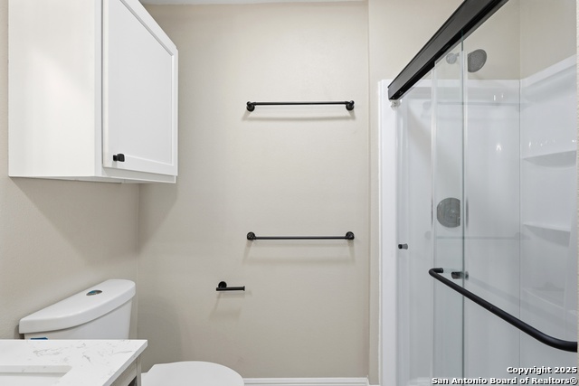 Listing photo id 15 for 127 Roosevelt Drive