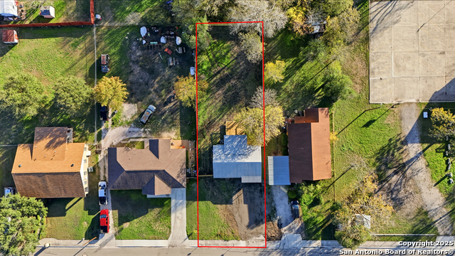 Listing photo id 27 for 127 Roosevelt Drive