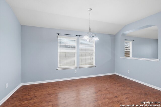 Image 19 of 28 For 8907 Colt Bluff