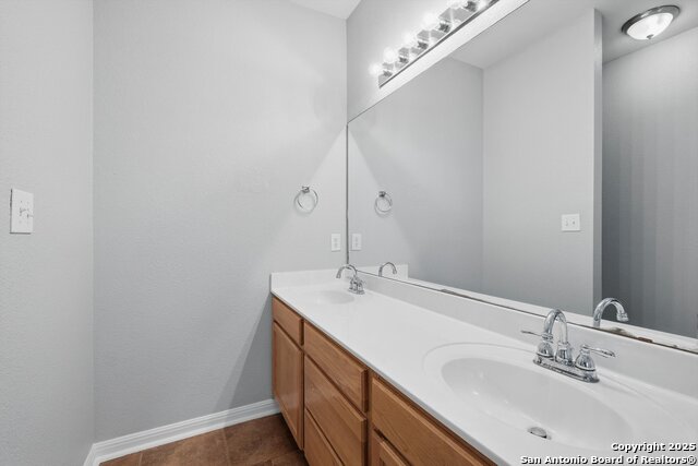 Image 22 of 28 For 8907 Colt Bluff