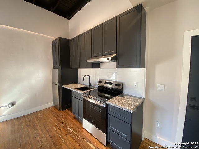 Image 3 of 6 For 1714 St. Mary's S 7