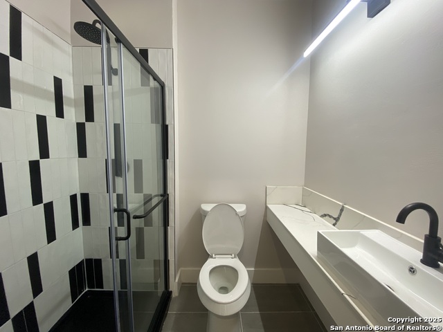 Image 6 of 6 For 1714 St. Mary's S 7