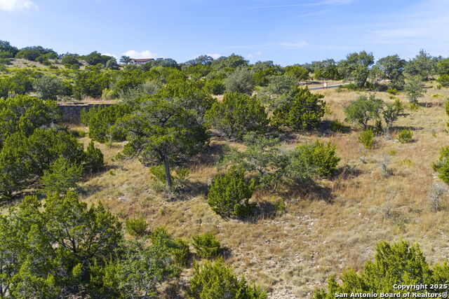 Listing photo id 11 for 13 Summit Pass